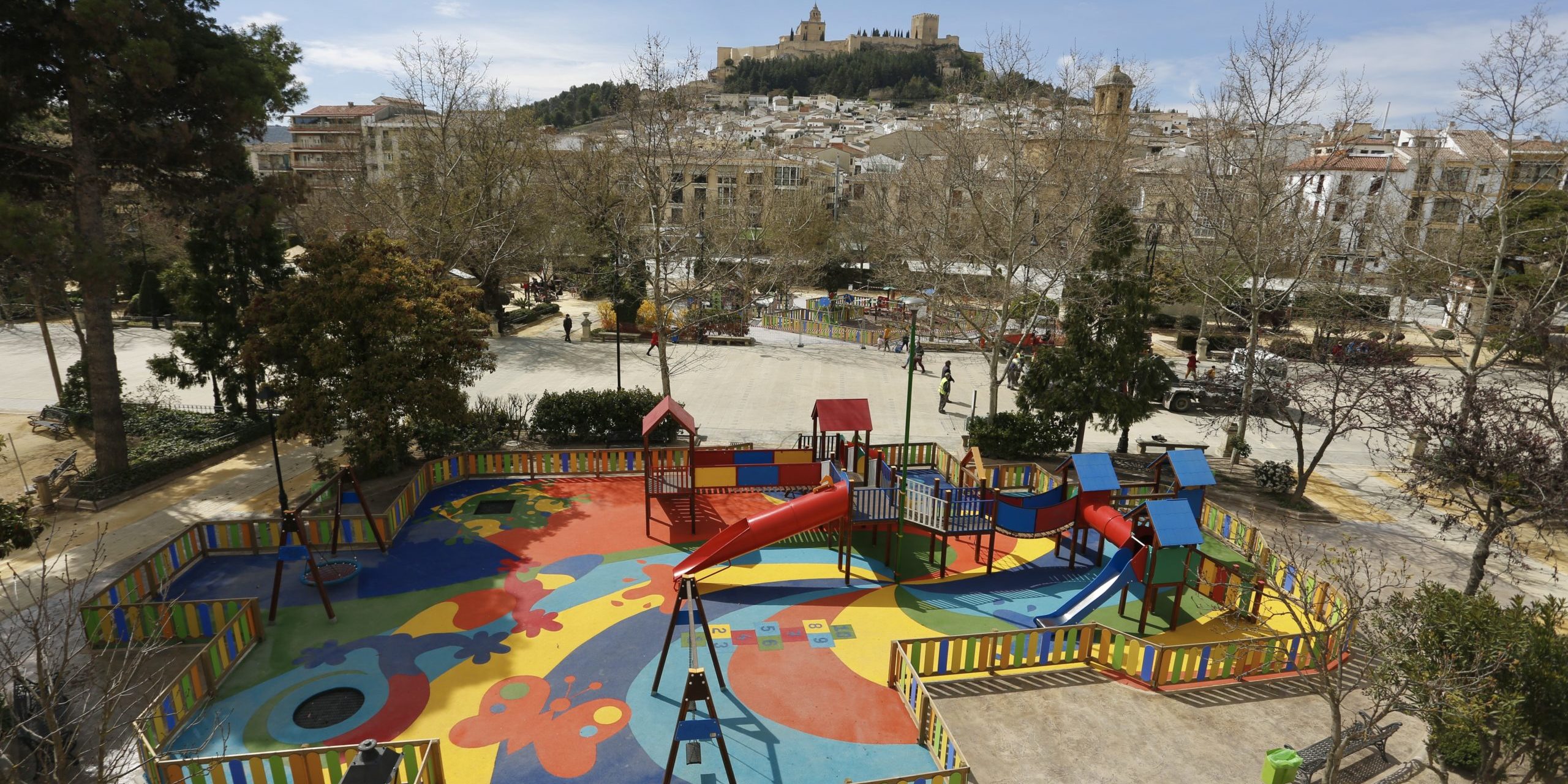Hace 5 años se renovaban los parques infantiles del Paseo de los Álamos
