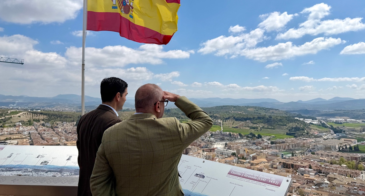 Buenas perspectivas tras la visita del director de la Alhambra a la Fortaleza de la Mota